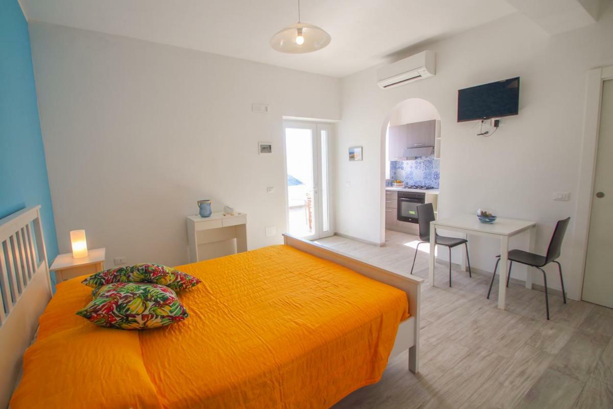 Le Case Dei Pescatori - Residence Il Tramonto Ponza Luaran gambar