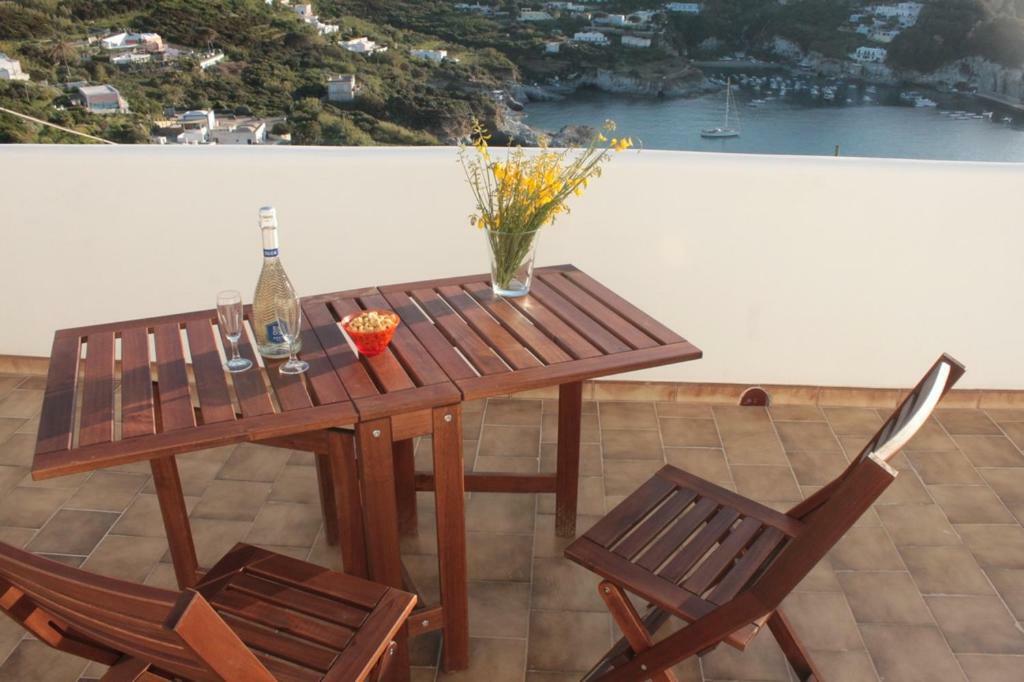 Le Case Dei Pescatori - Residence Il Tramonto Ponza Luaran gambar